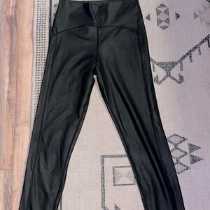 Woman’s Glyder Black yoga legging. Size L. In great condition!